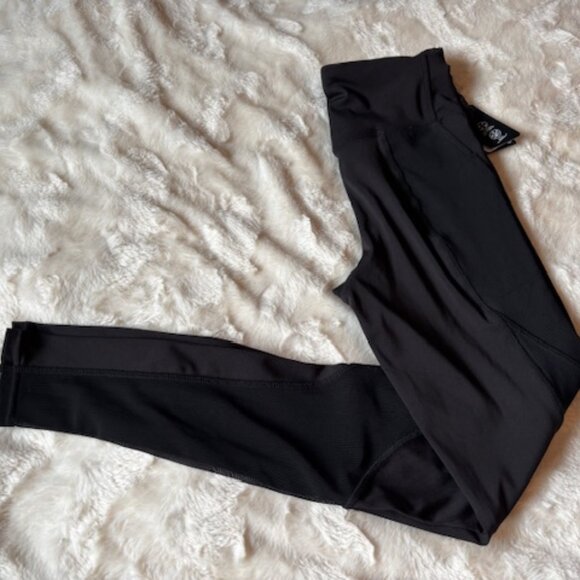 Move Black Compression Athletic Leggings with Mesh Ladies Size S  NWT - Picture 12 of 13